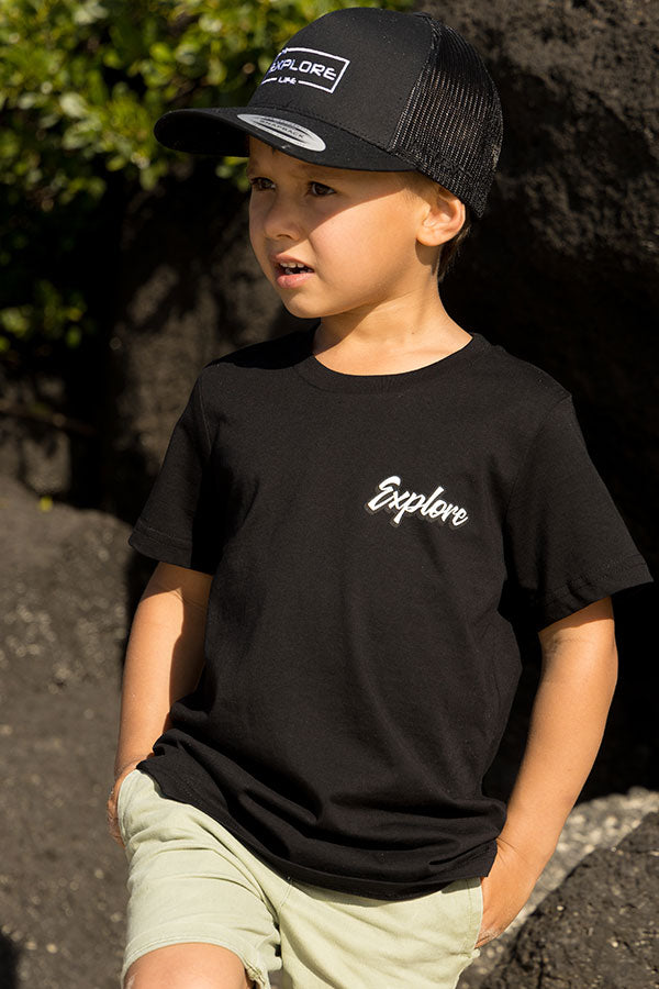Kids Explore Life Script Tee - Black