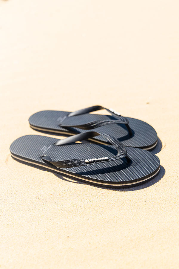 Explore Life Thongs - Black