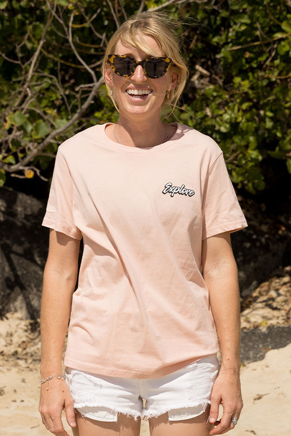 Women's Explore Life Script Tee - Pale Pink