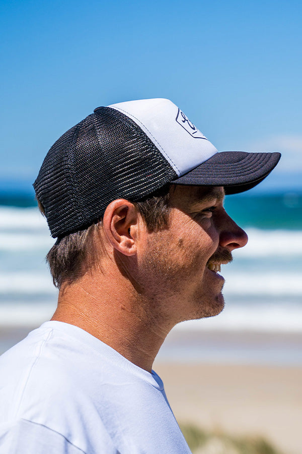 Explore Script Foam Trucker - Black