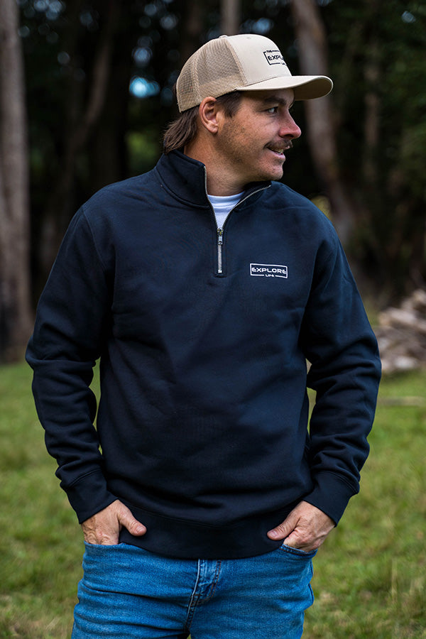 Lifestyle Stencil Half Zip Crew - Navy