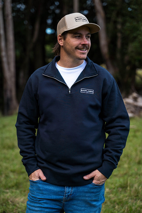 Lifestyle Stencil Half Zip Crew - Navy