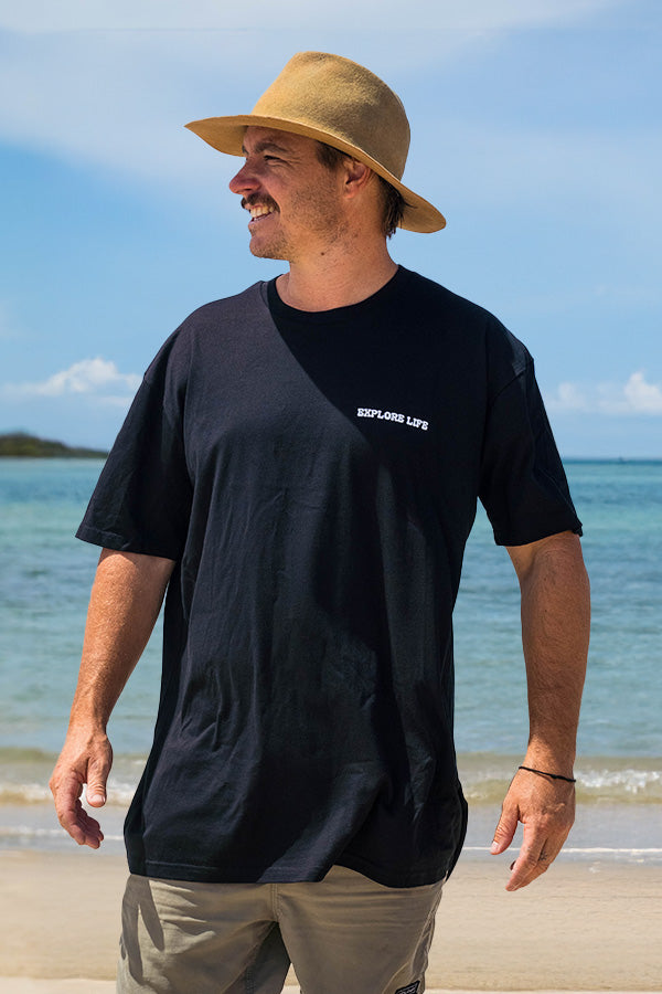 Island Palm - Tee - Black