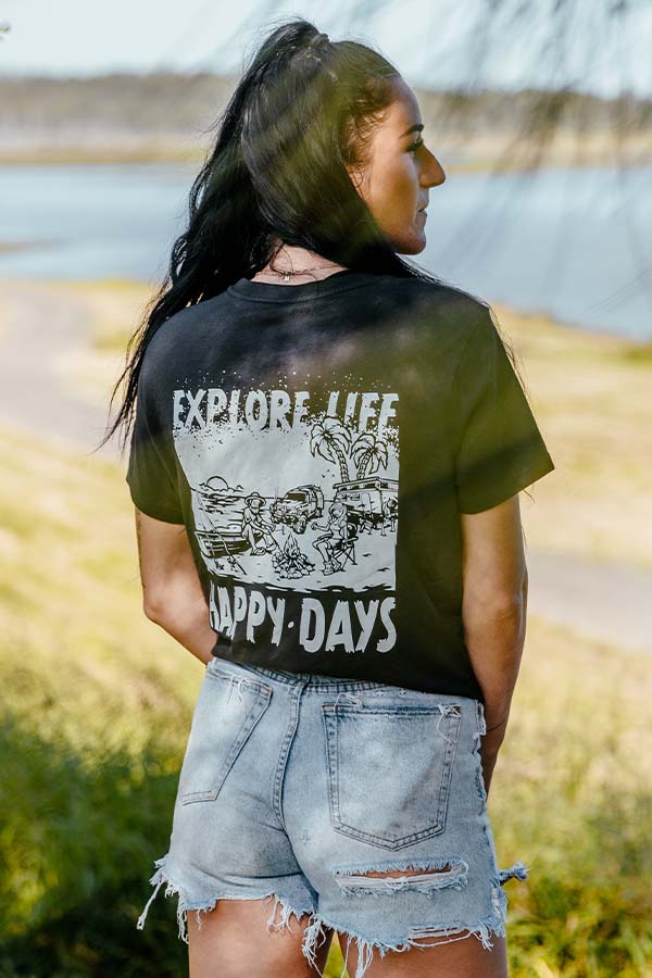 Women's Explore Life Happy Days Tee - Coal