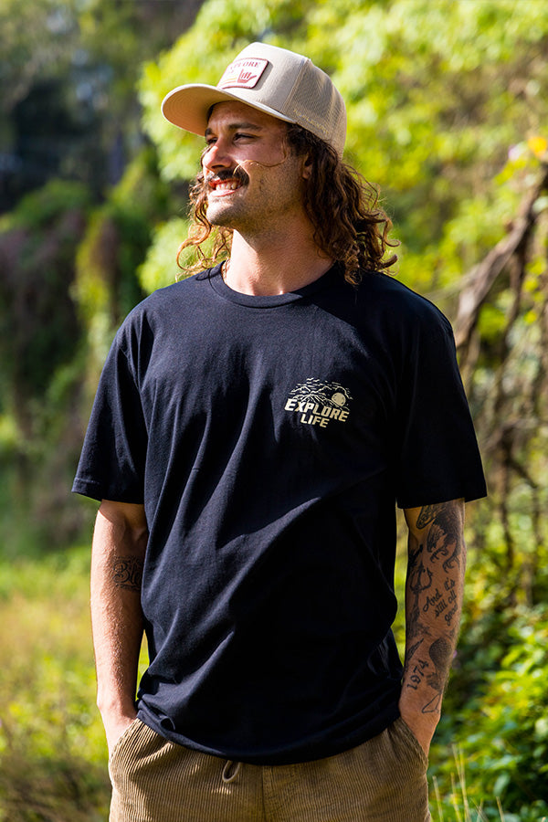 Cruising Australia Tee - Black