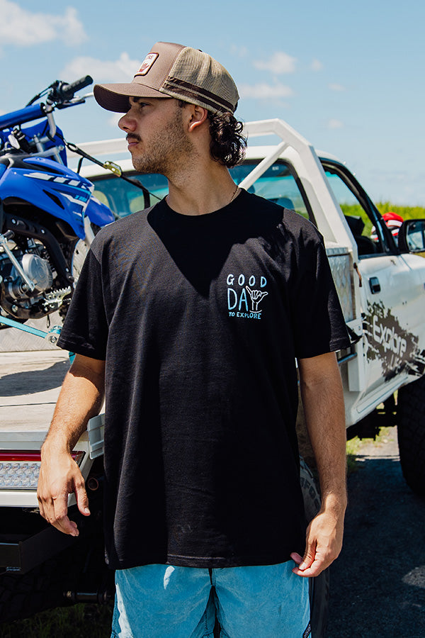 Good Day to Explore - Classic Tee - Black