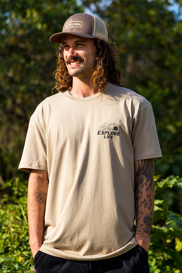 Cruising Australia Tee - Sand