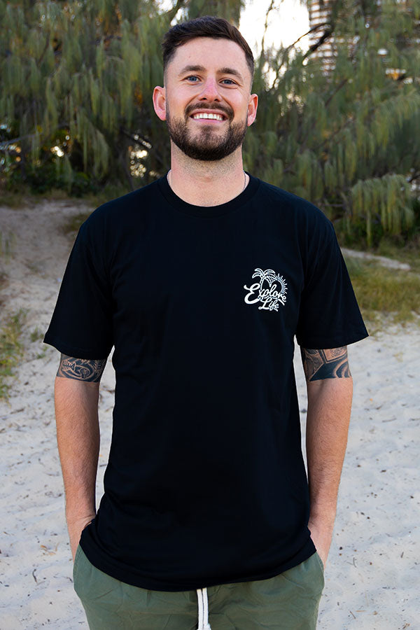 Chasing Sunsets Tee - Black