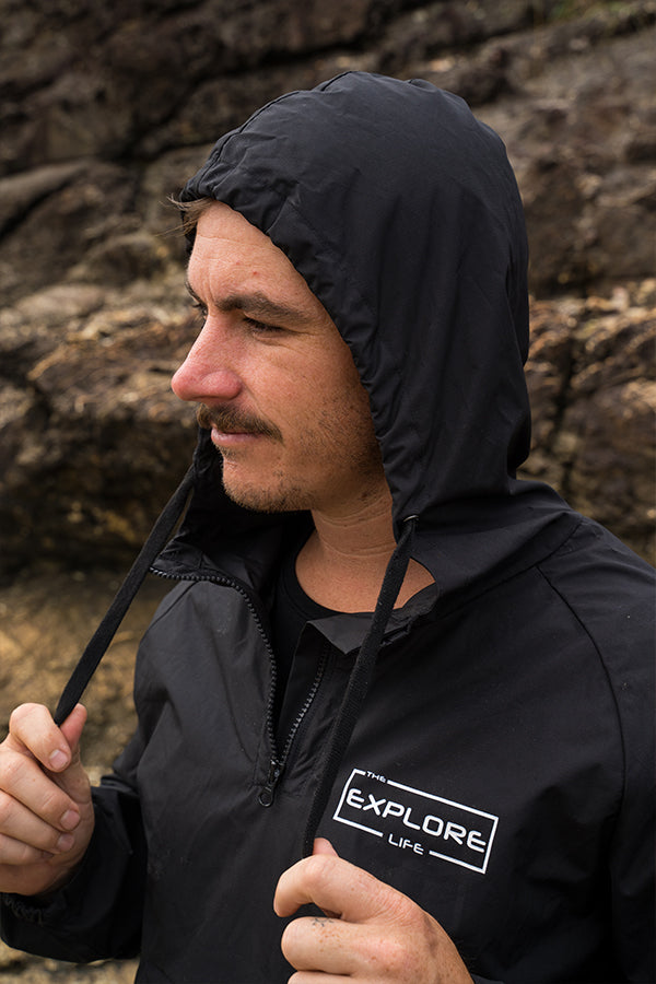 Explore Life Windbreaker - Black